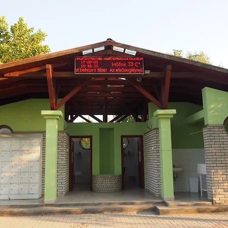 Laszlo Nyaralohaz Balatonfenyves Exterior photo